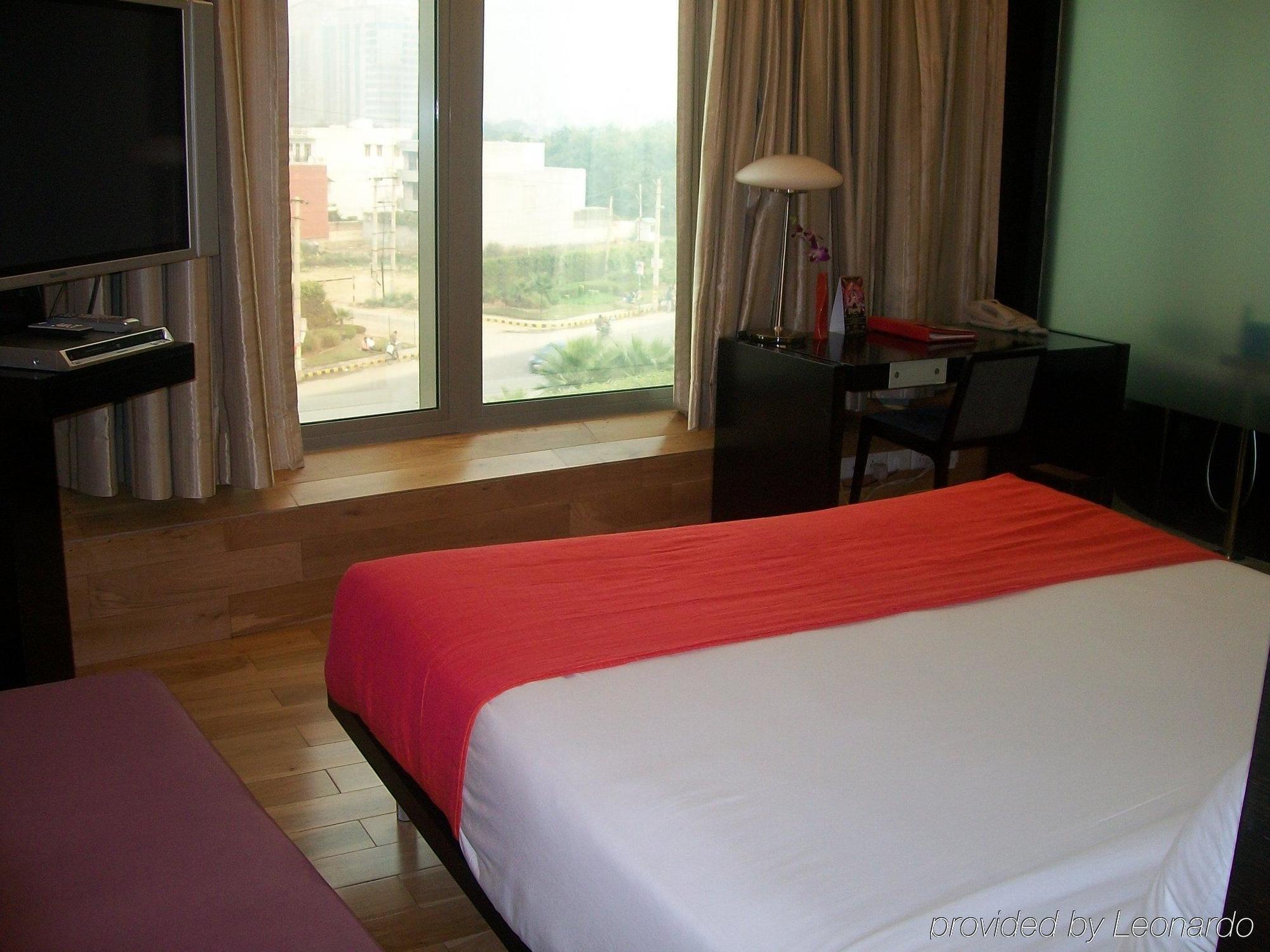 Galaxy Hotel & Spa Gurgaon Extérieur photo