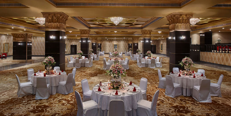 Galaxy Hotel & Spa Gurgaon Extérieur photo