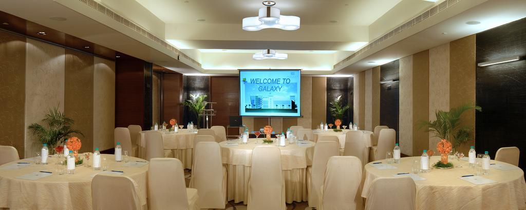Galaxy Hotel & Spa Gurgaon Extérieur photo