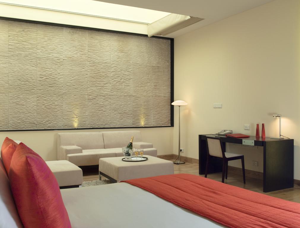 Galaxy Hotel & Spa Gurgaon Extérieur photo